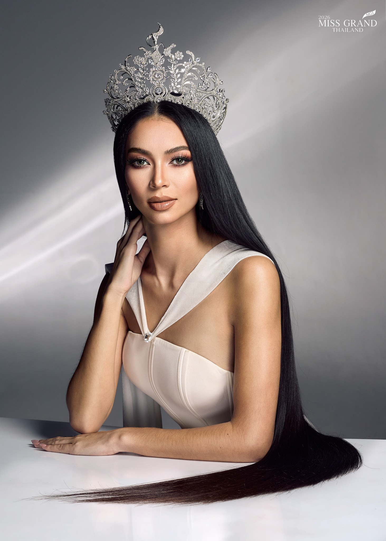 แจสมิน เจด โนเบิ้ล